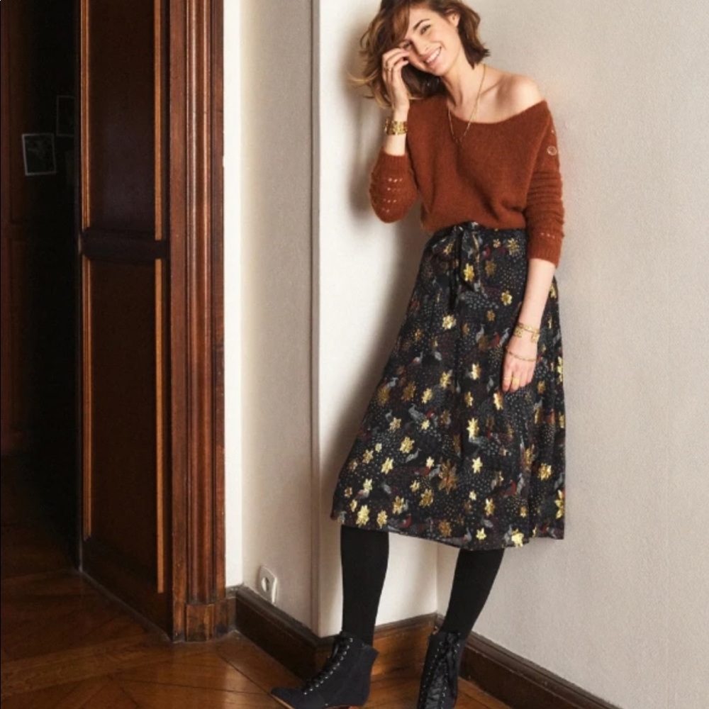 Sezane Arizona Midi skirt in peacock print size 36 - perfect condition
